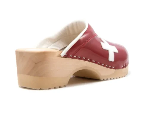 Tjoelup First Aid Red